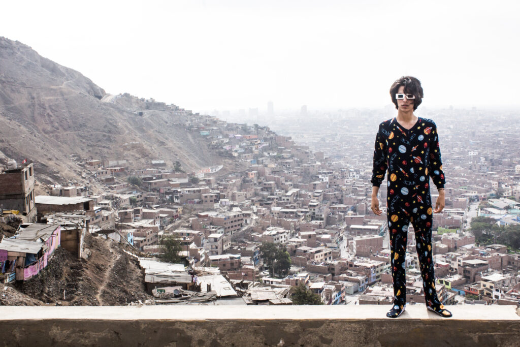 ilan-valdes-global-artist-profile-residency-materials-funding-portfolio-installation-environmental-awareness-social-design.pdf